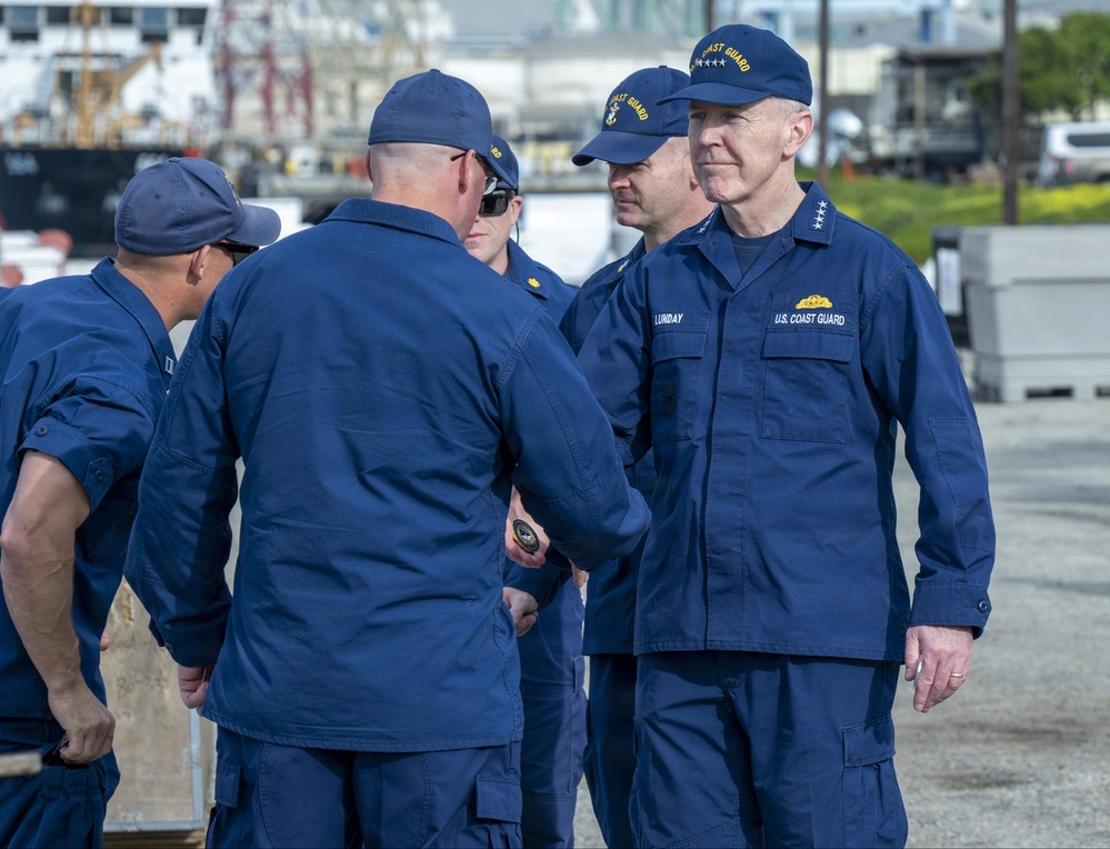 Coast Guard Commandant visits units in Los Angeles area