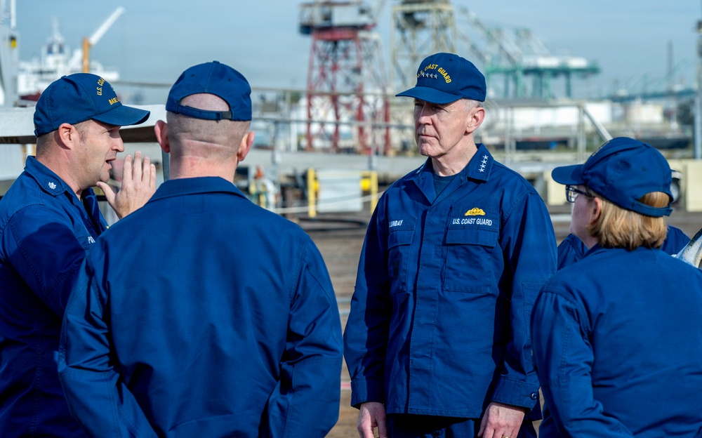 Coast Guard Commandant visits units in Los Angeles area