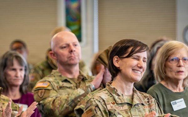 USO celebrates 10th anniversary on JBER