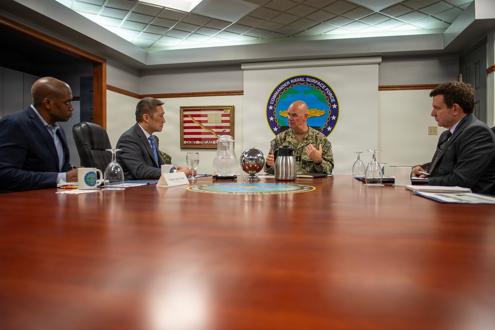 UNDERSEC Office Call at COMNAVSURFPAC
