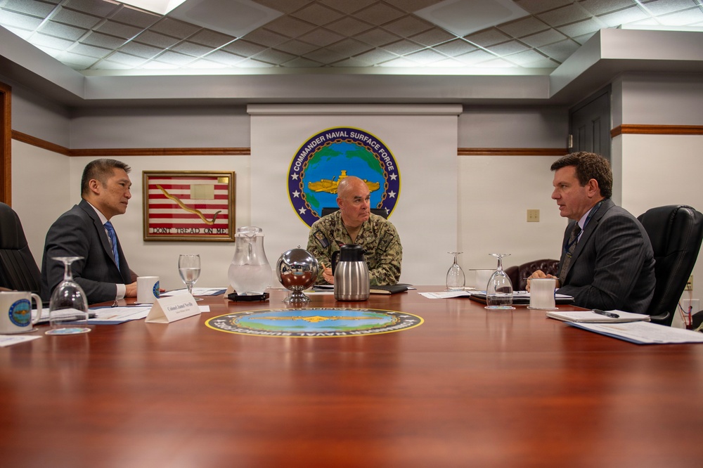 UNDERSEC Office Call at COMNAVSURFPAC