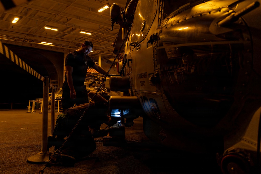 Abraham Lincoln Conducts Routine Aircraft Maintenance