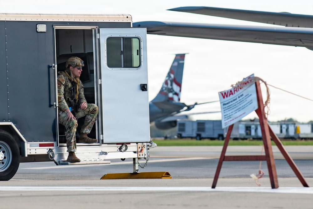 121st ARW conducts simultaneous exercises