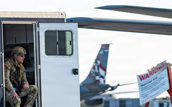 121st ARW conducts simultaneous exercises