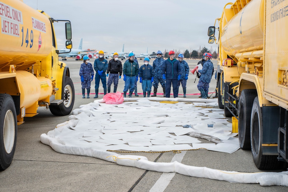 NAF Atsugi Bilateral Fuel Spill Drill