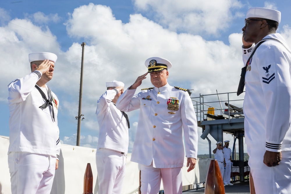 USS Emory S. Land hosts Change of Command Ceremony