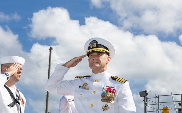 USS Emory S. Land hosts Change of Command Ceremony