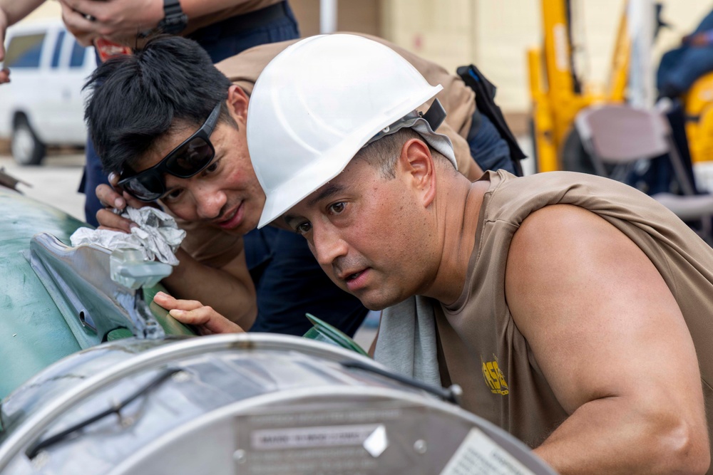 USS Ohio Conducts a Weapons Handling Evolution