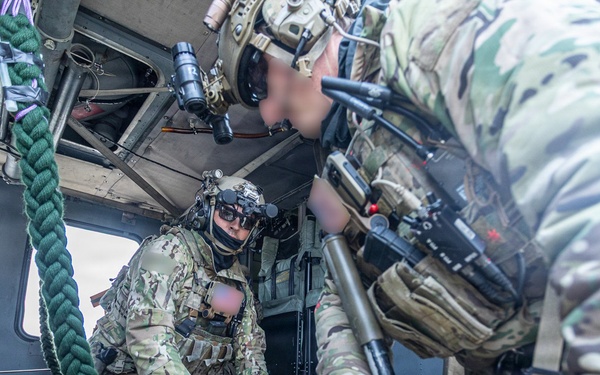 2-2 AHB Conducts Combined Air Assault Training