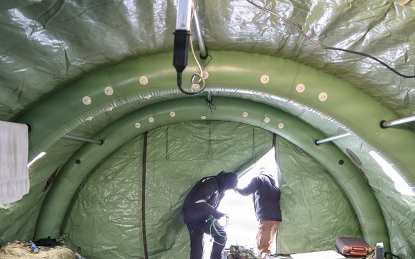 Ice Diving Exercise Strengthens Baltic Maritime Readiness