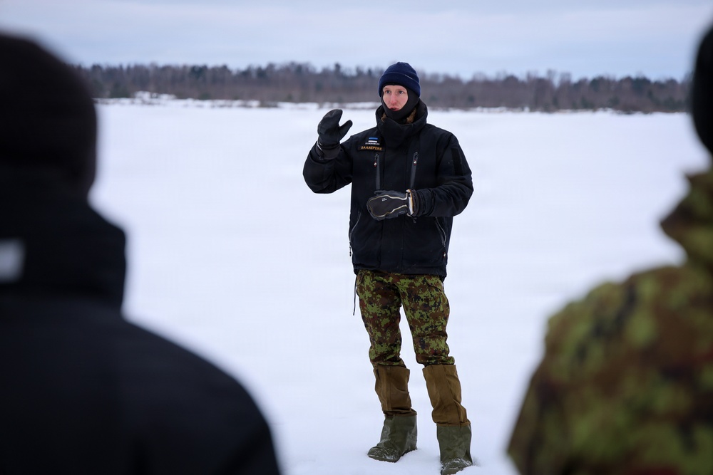 Ice Diving Exercise Strengthens Baltic Maritime Readiness