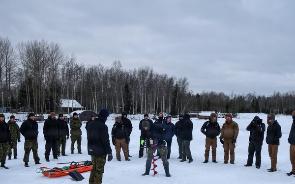 Ice Diving Exercise Strengthens Baltic Maritime Readiness