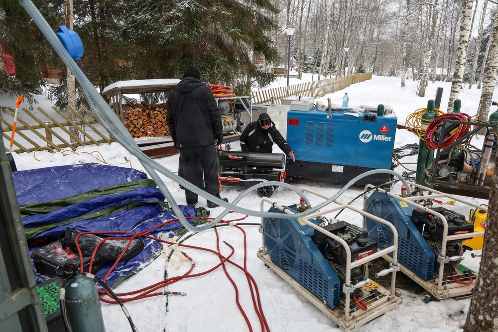 Ice Diving Exercise Strengthens Baltic Maritime Readiness