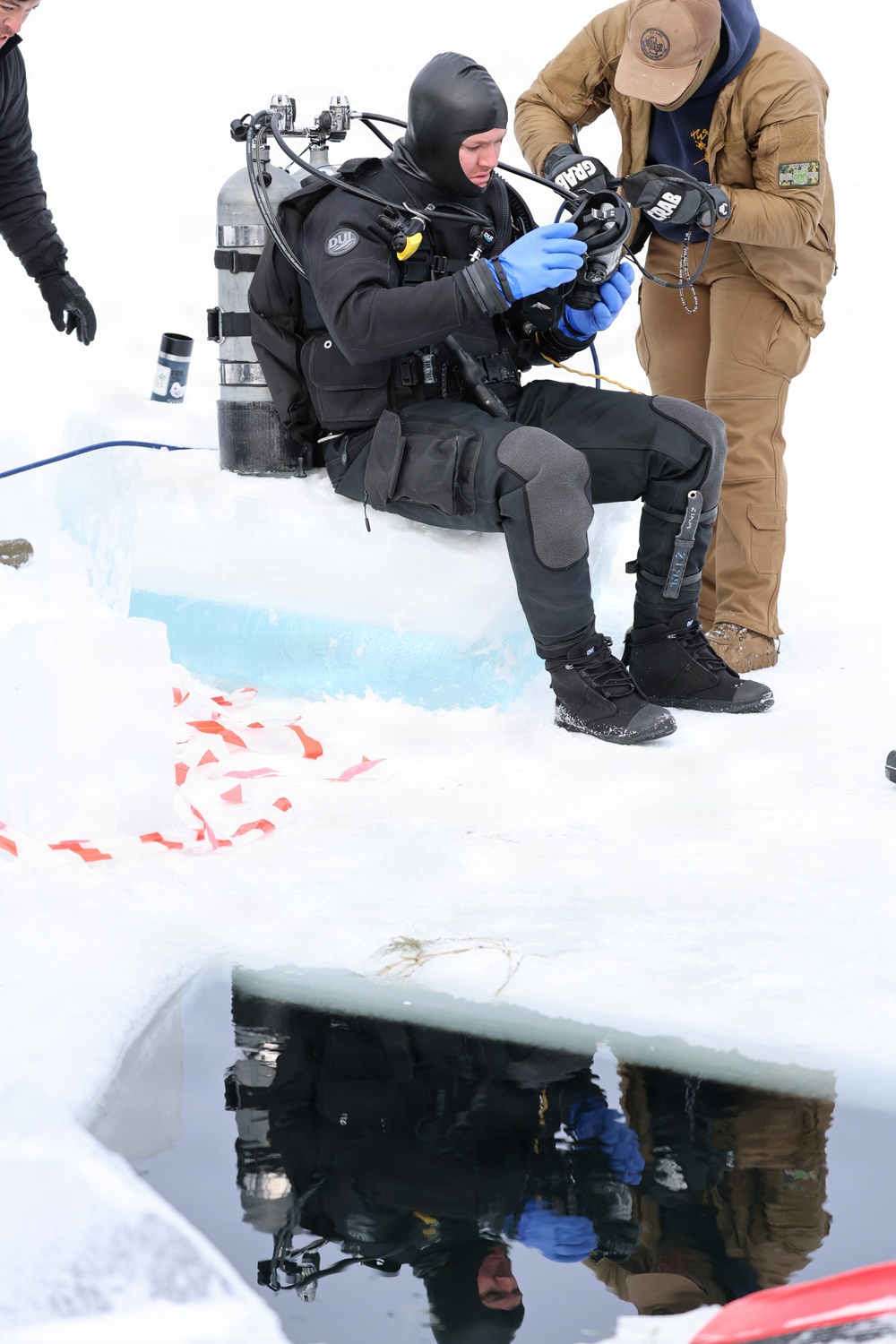 Ice Diving Exercise Strengthens Baltic Maritime Readiness