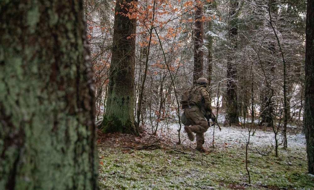 U.S. Soldiers Maneuvers through Attack during Combined Resolve 26-05