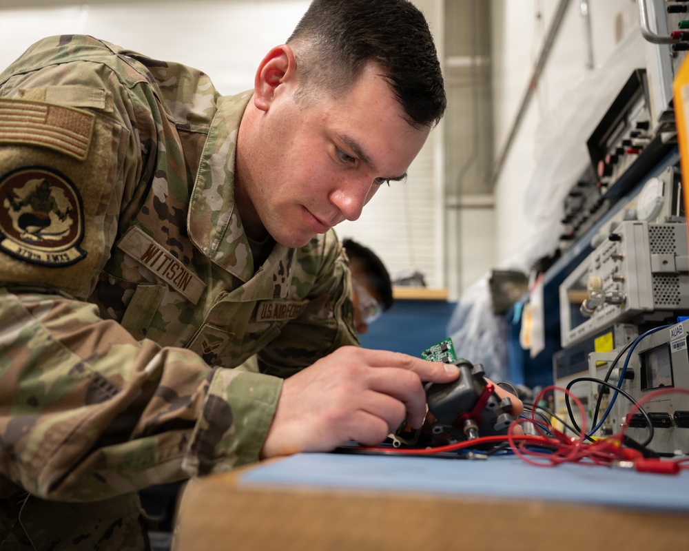 379th AEW Airmen train for the fight