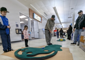 Putting with a purpose at Fort Drum SFRD resource fair