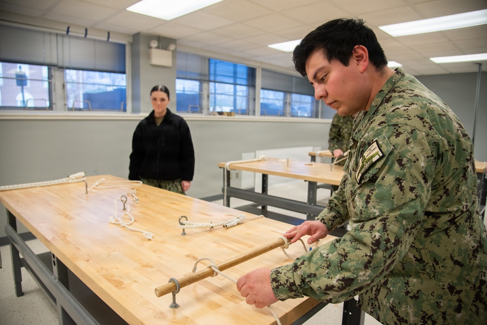 Surface Warfare Engineering Schools Command (SWESC) Great Lakes Instructors Train Next Generation of U.S. Navy Boatswain's Mates