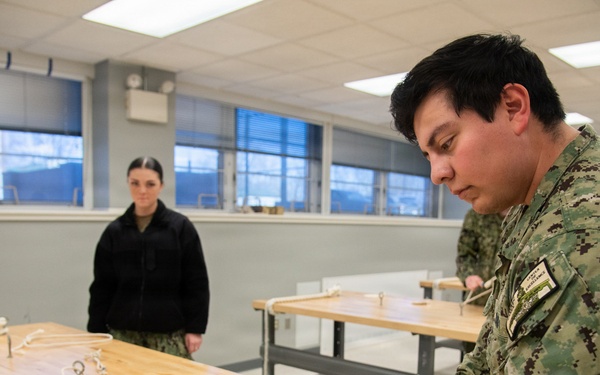 Surface Warfare Engineering Schools Command (SWESC) Great Lakes Instructors Train Next Generation of U.S. Navy Boatswain's Mates