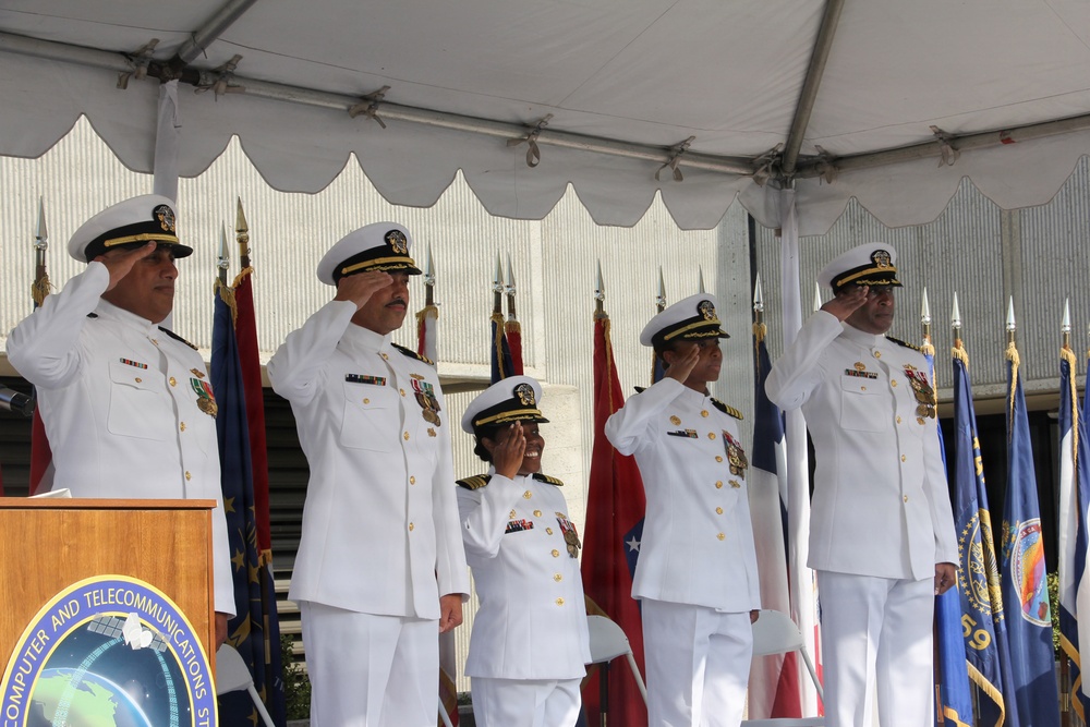 NCTS San Diego Holds Change of Command