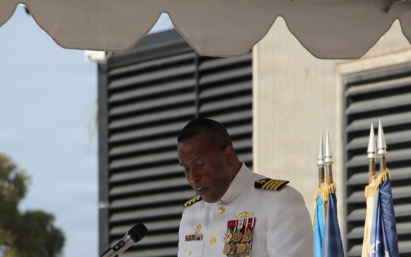 NCTS San Diego Holds Change of Command