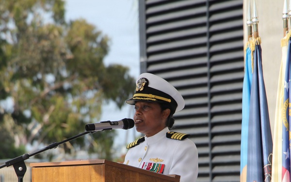 NCTS San Diego Holds Change of Command