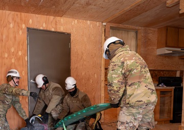 Soldiers expand rescue skills in Fort Leonard Wood homeland defense courses