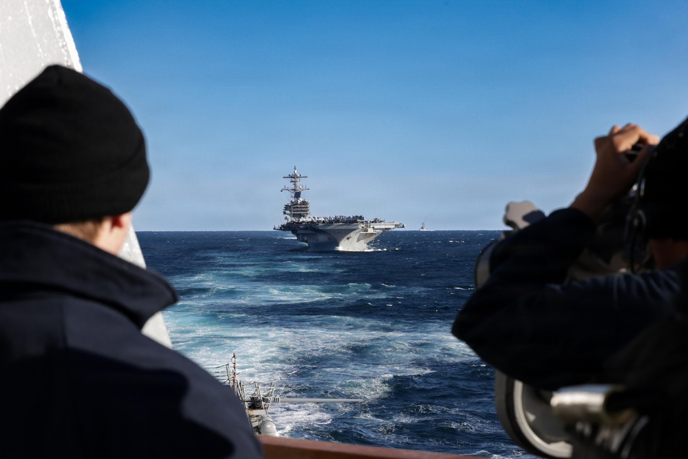 USS Mason (DDG 87) Conducts Exercises During COMPTUEX 2026