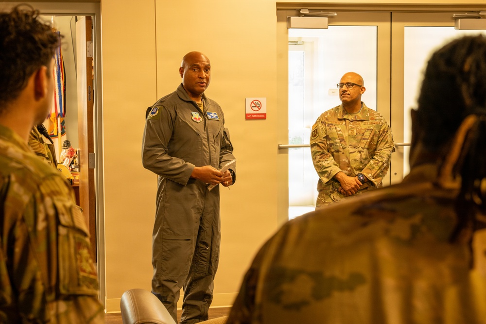 350 SWW Leadership Recognizes Volunteers