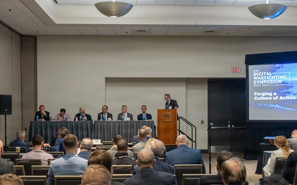 Chief Technology Officer of U.S. Fleet Cyber Command Speaks at DON Digital Warfighting Symposium
