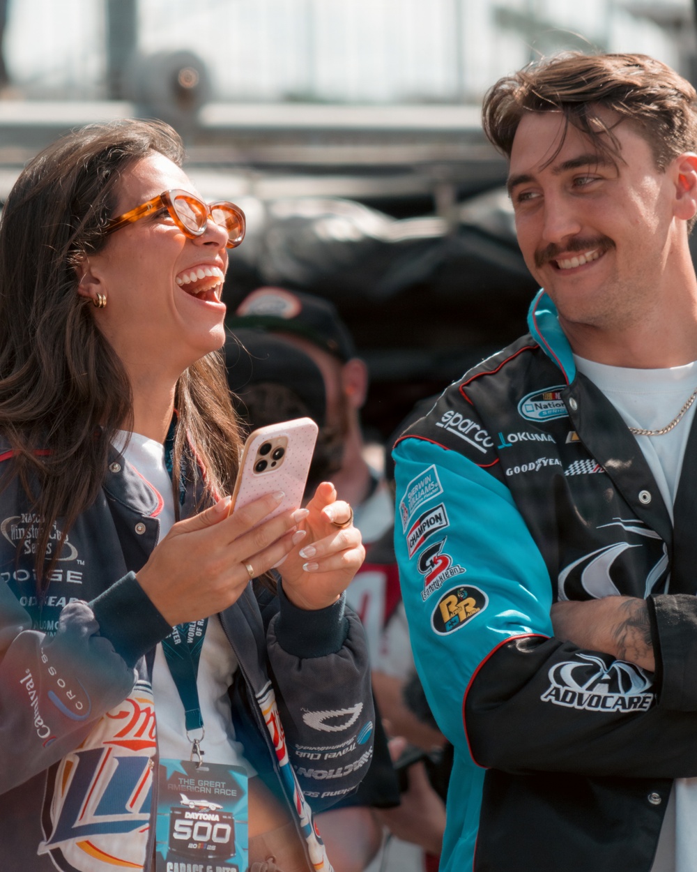 Fans React to Thunderbirds Daytona 500 Flyover