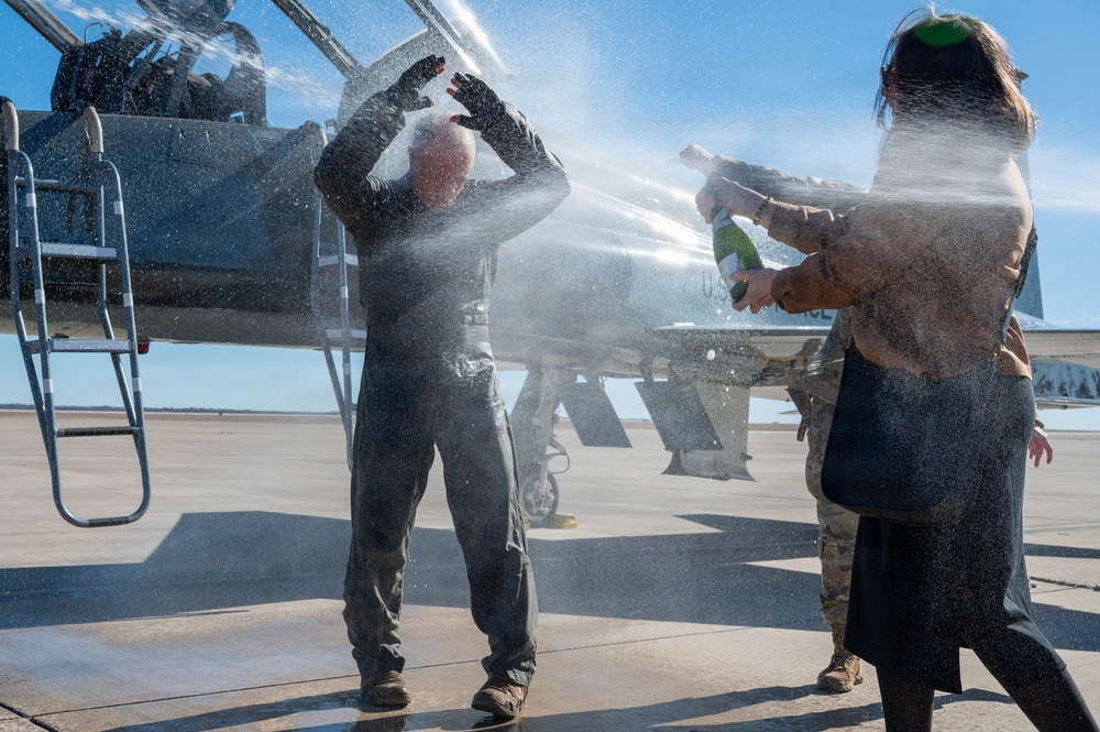 47th OG Deputy Commander Completes Final Flight