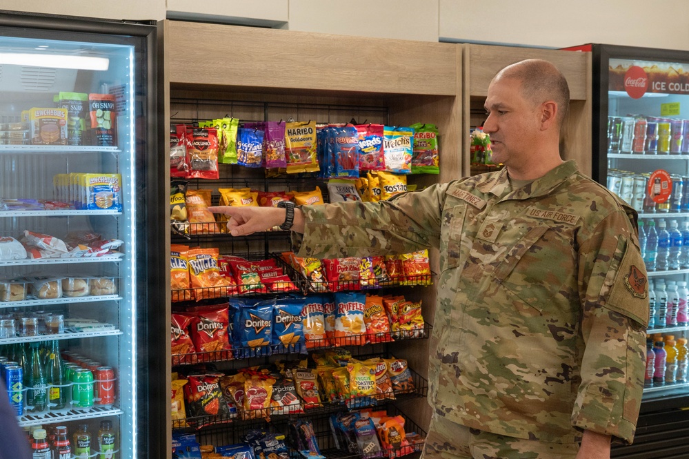 AAFES senior enlisted advisor visits Dyess