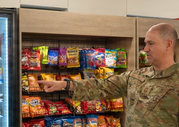 AAFES senior enlisted advisor visits Dyess
