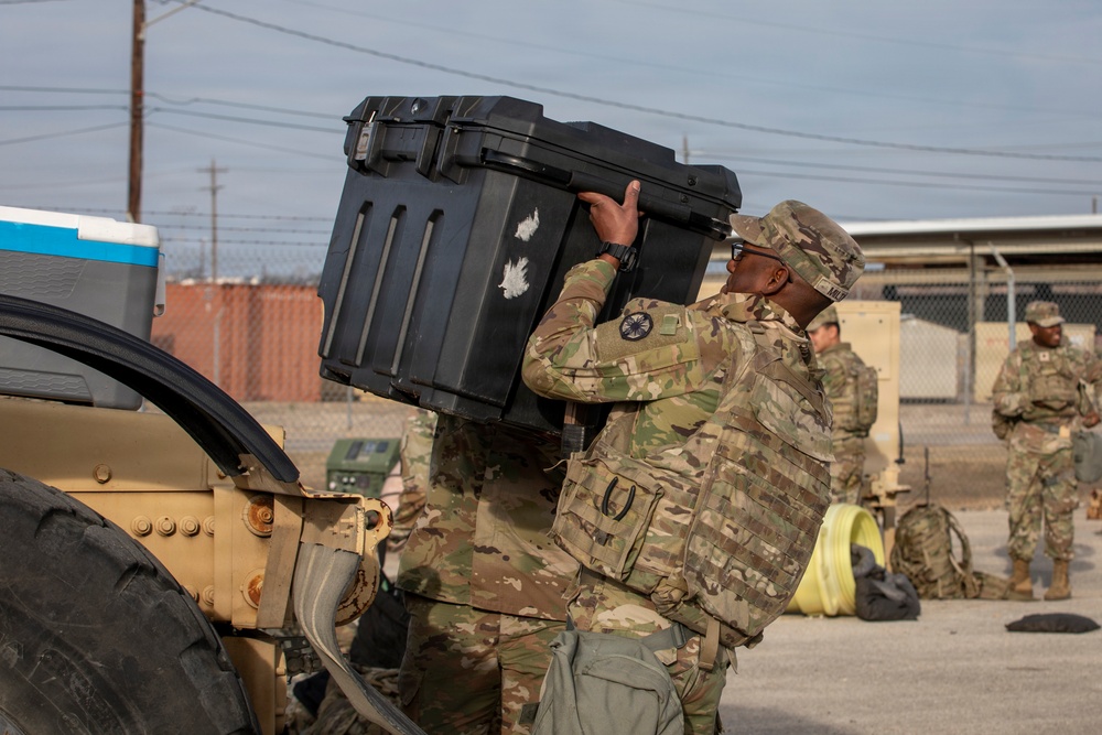 Fort Hood soldiers prepare for a deployment readiness exercise