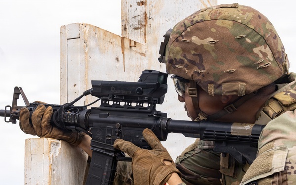 Tropic Lightning Soldiers Train for Modern Threats