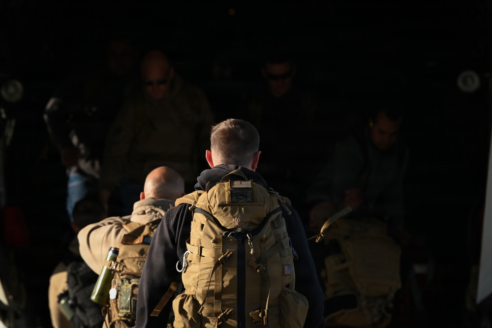 U.S. Coast Guard Port Security Unit members travel to a DHS border security press conference in Arizona