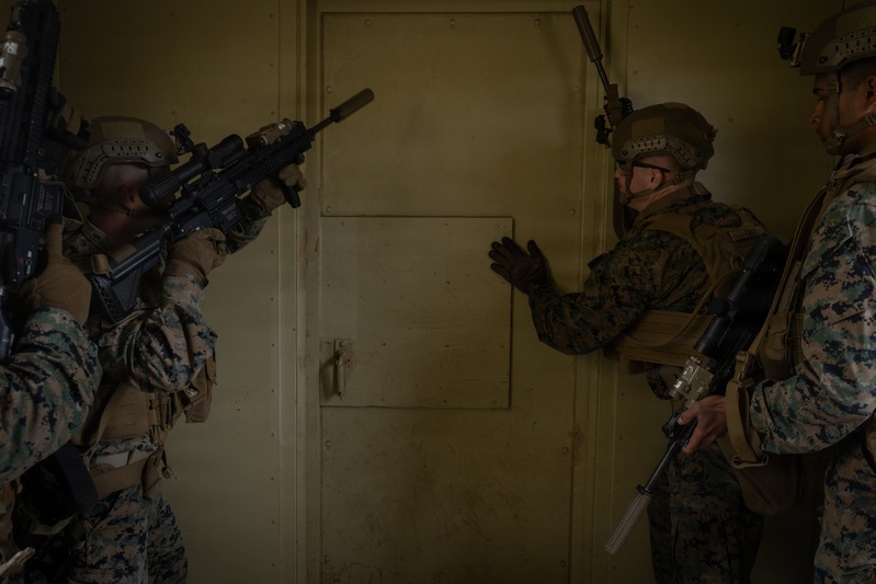 Marines with 25th Marine Regiment Conduct MOUT Training