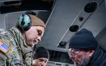 11th Airborne Division employs expeditionary communications during JPMRC