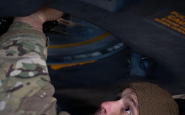 11th Airborne Division employs expeditionary communications during JPMRC