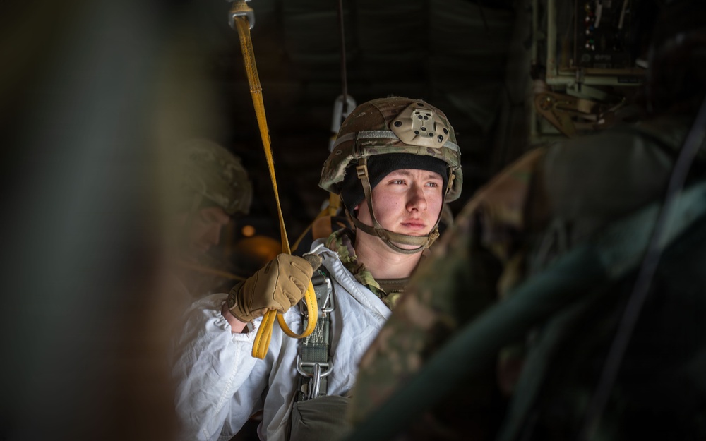 Arctic operations highlight strength of U.S., Canadian airborne partnership during JPMRC 26-02
