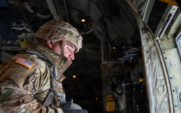 Arctic operations highlight strength of U.S., Canadian airborne partnership during JPMRC 26-02