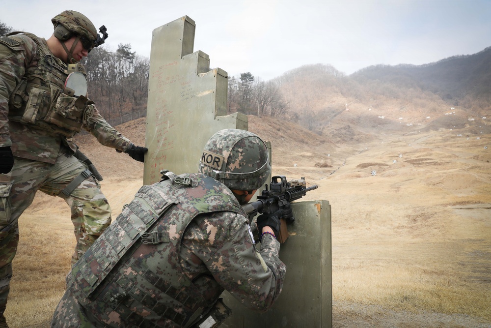 U.S. Army, ROK forces conduct M4 qualification at Camp Casey