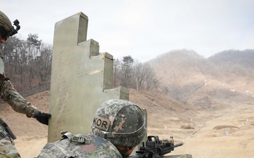 U.S. Army, ROK forces conduct M4 qualification at Camp Casey
