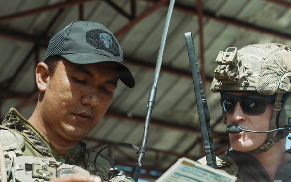 U.S. Marines, Airmen, Philippine Air Force Conduct Bomber Live Drop Exercise at Crow Valley