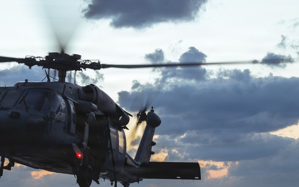 31st MEU | MRF Night Fast Rope