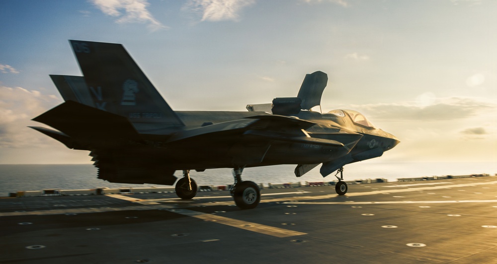 31st MEU | F-35B Lightning II Flight Ops