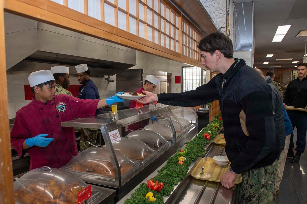 CFAY Commodore Matthew C. Perry General Mess Hosts Open Galley