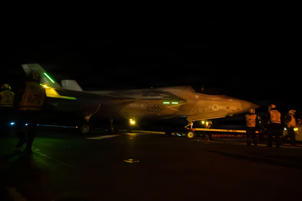 F-35 Night Flight Operation