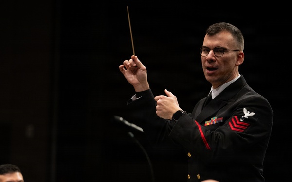 Navy Band performs in Hollidaysburg